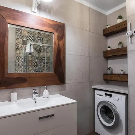 Apartment 2-bedroom - Sarego 16 Krakow